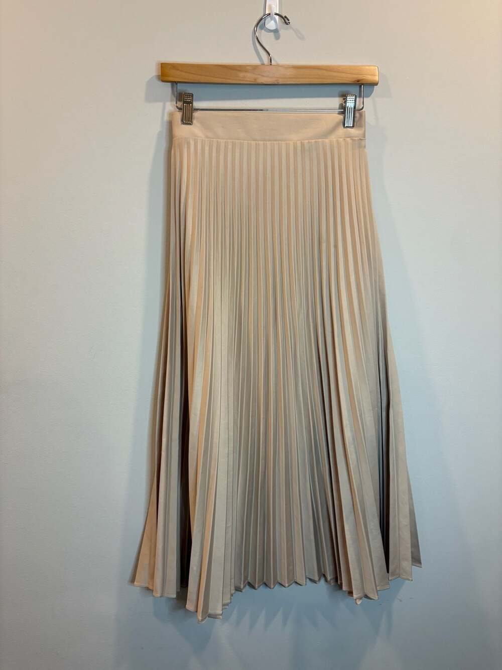 Sunday Champagne Gold Pleated Midi Skirt